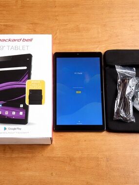 New Packard Bell 9” Android Tablet Bundle w Case Charger Google Play WiFi